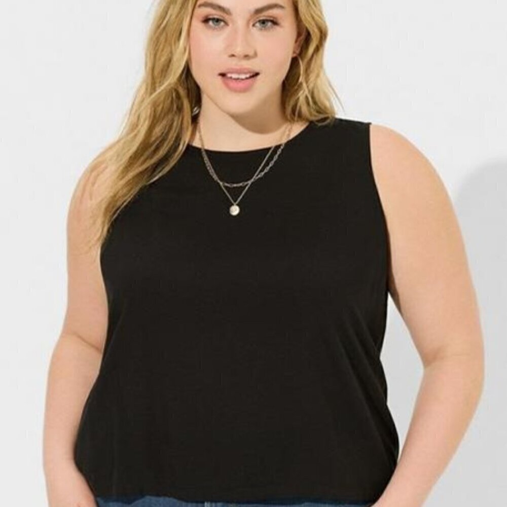 Torrid - Boat Neck Challis Crop Shell Top in Deep Black